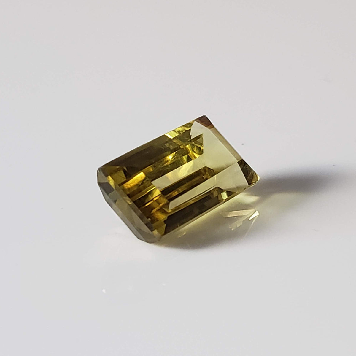  Lemon Quartz | Baguette Cut | Greenish Yellow | 16.3x8.6mm 8.3ct 4