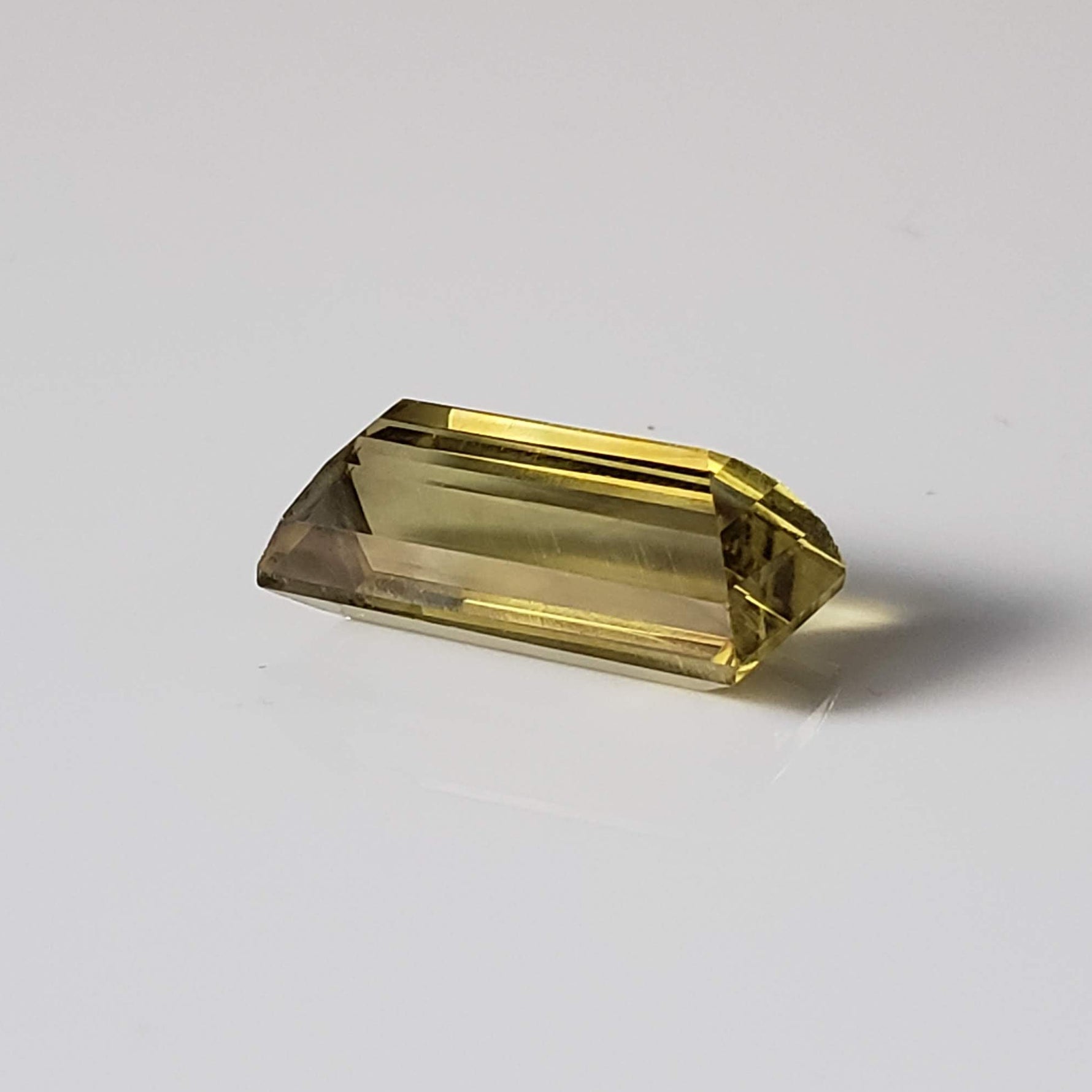  Lemon Quartz | Baguette Cut | Greenish Yellow | 16.3x8.6mm 8.3ct 7