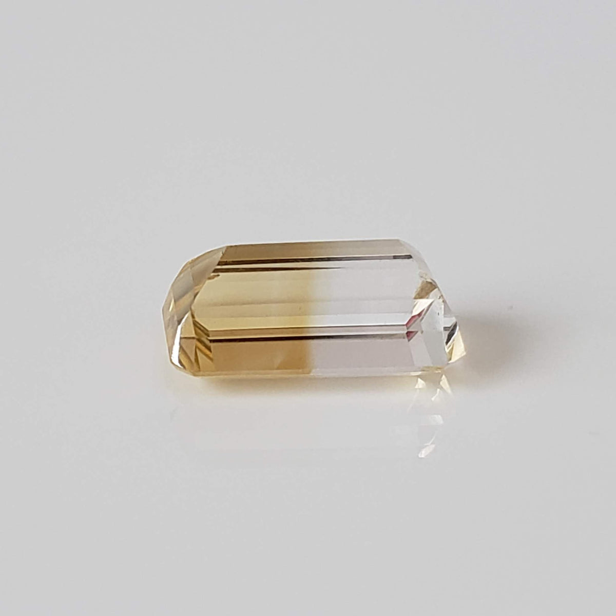  Madeira Citrine | Octagon Cut | Bi-Color Yellow | 13.7x8.5mm 5.57ct 5