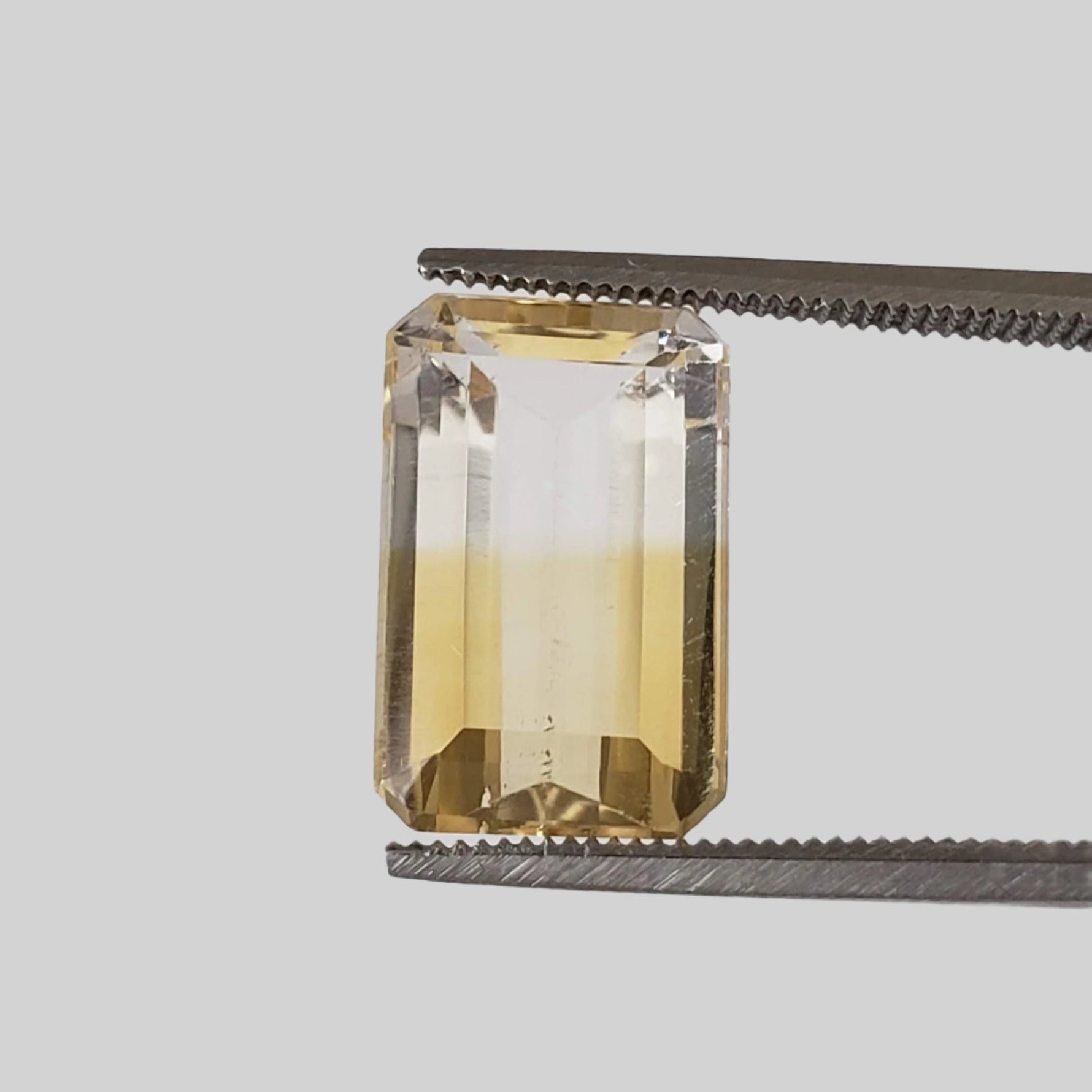  Madeira Citrine | Octagon Cut | Bi-Color Yellow | 13.7x8.5mm 5.57ct 1