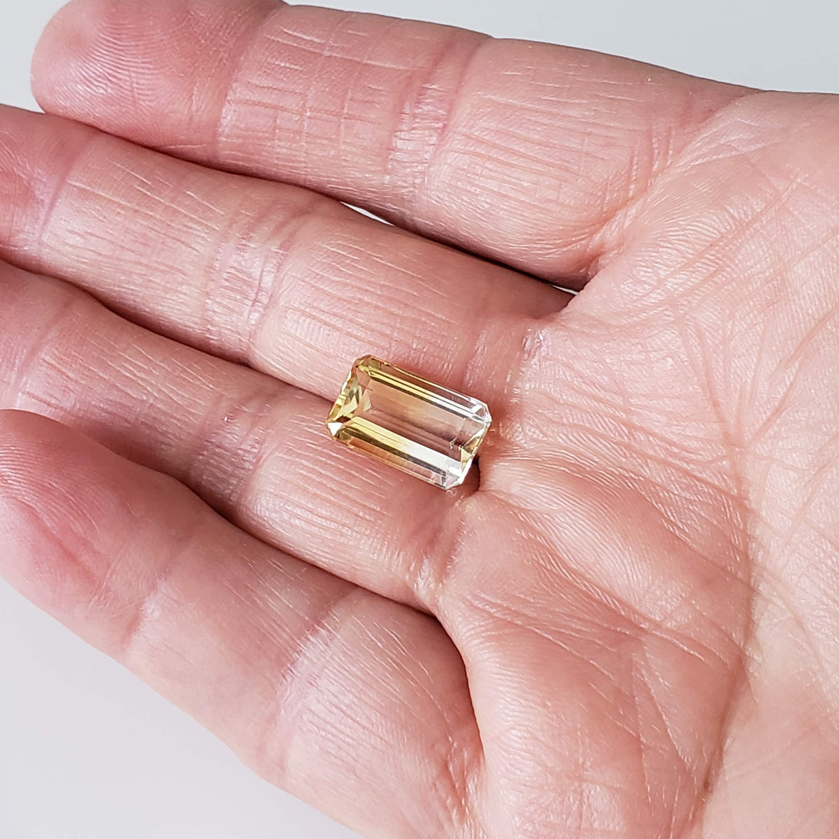  Madeira Citrine | Octagon Cut | Bi-Color Yellow | 13.7x8.5mm 5.57ct 7