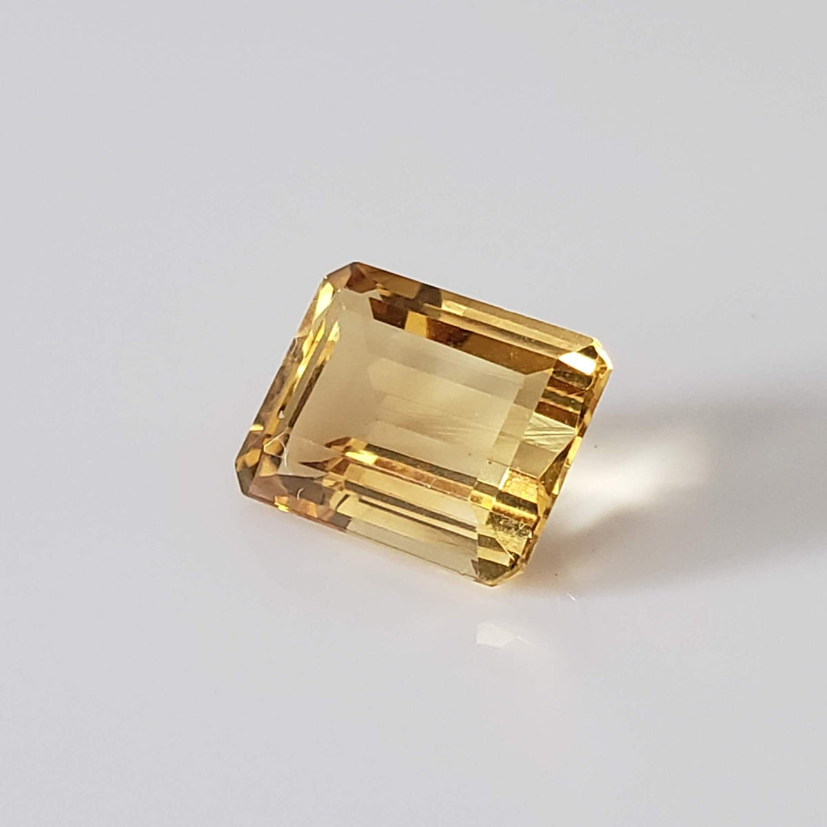  Madeira Citrine | Octagon Cut | Golden Yellow |  9X7mm 2.3ct 2