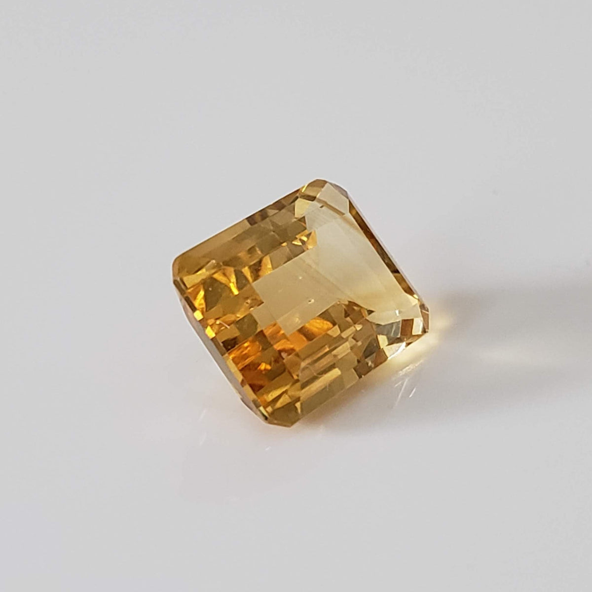  Madeira Citrine | Octagon Cut | Golden Yellow |  9X7mm 2.3ct 5
