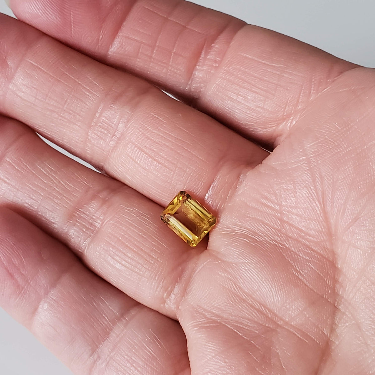  Madeira Citrine | Octagon Cut | Golden Yellow |  9X7mm 2.3ct 7