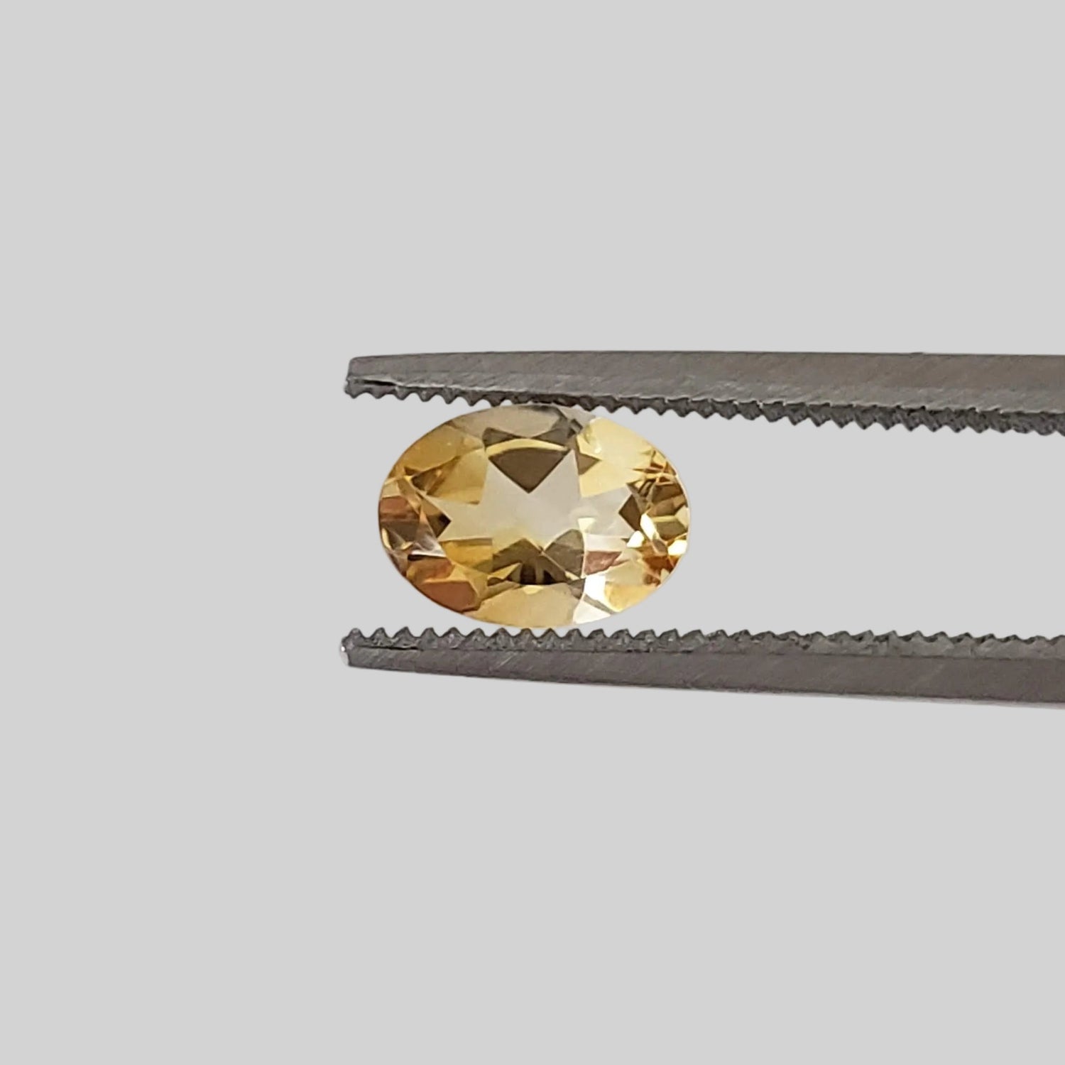  Madeira Citrine | Oval Cut | Golden | 7x5mm 
