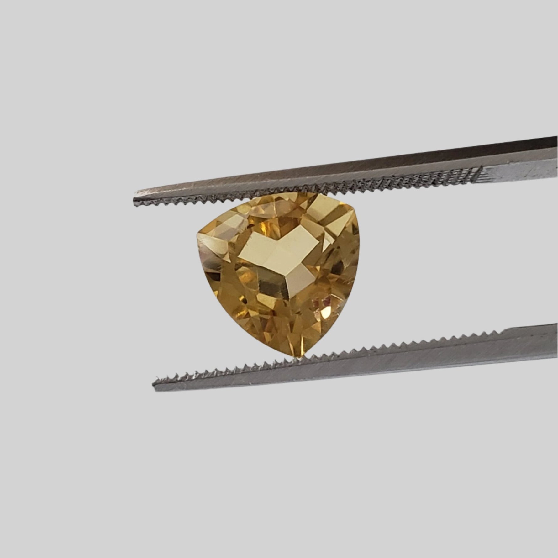  Madeira Citrine | Trilliant Cut | Golden Yellow | 9mm 