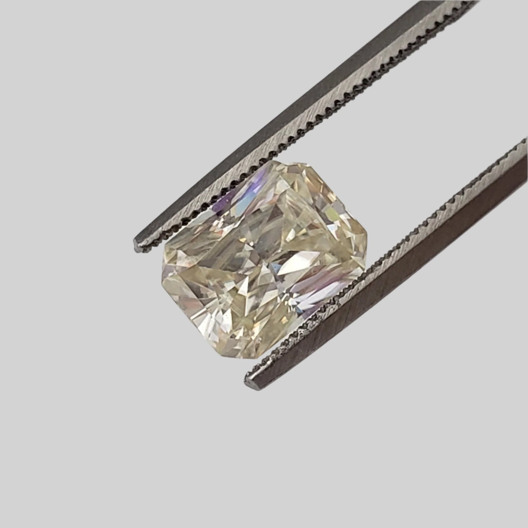  Moissanite | Octagon Cut | Pale Yellow | 8x6mm 2