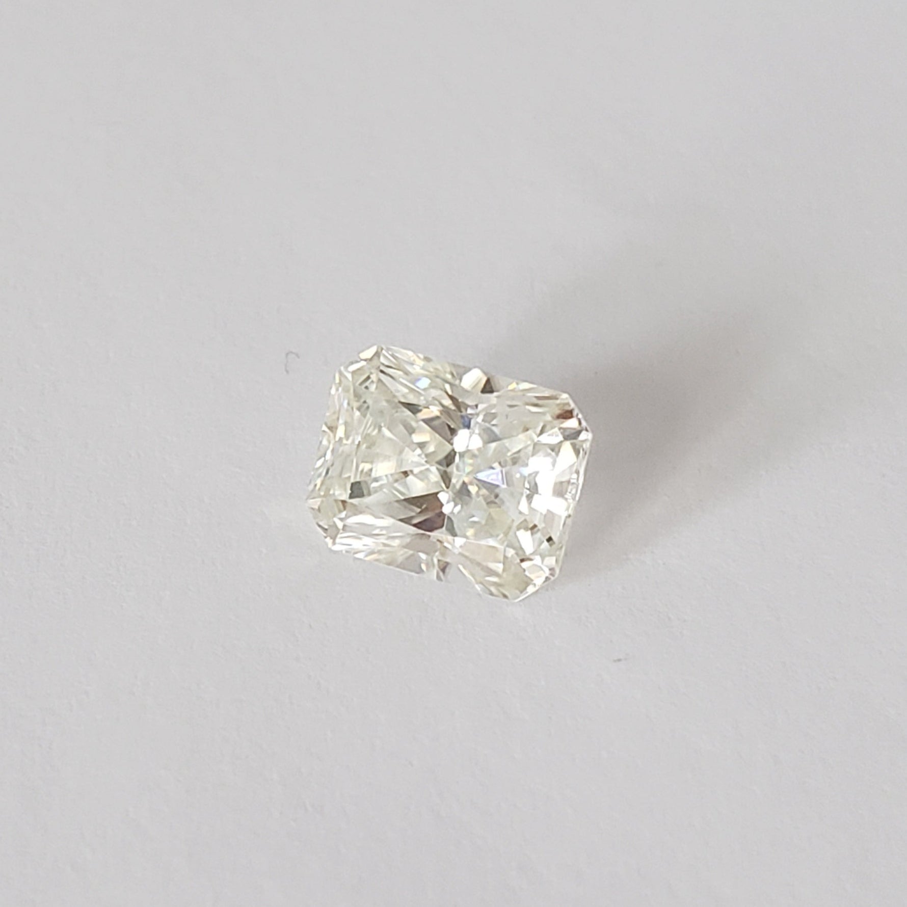  Moissanite | Octagon Cut | White | 9x7mm | SO24 5