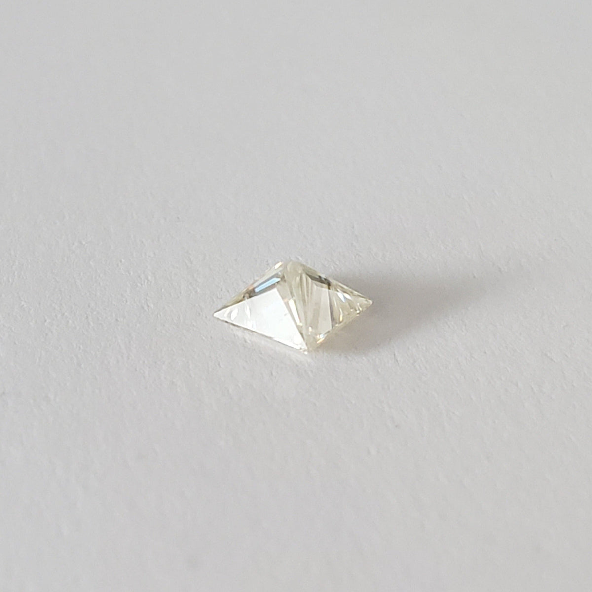  Moissanite | Square Cut | White | 4.8mm | SO24 5