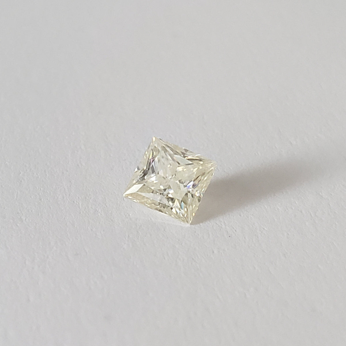  Moissanite | Square Cut | White | 4.8mm | SO24 