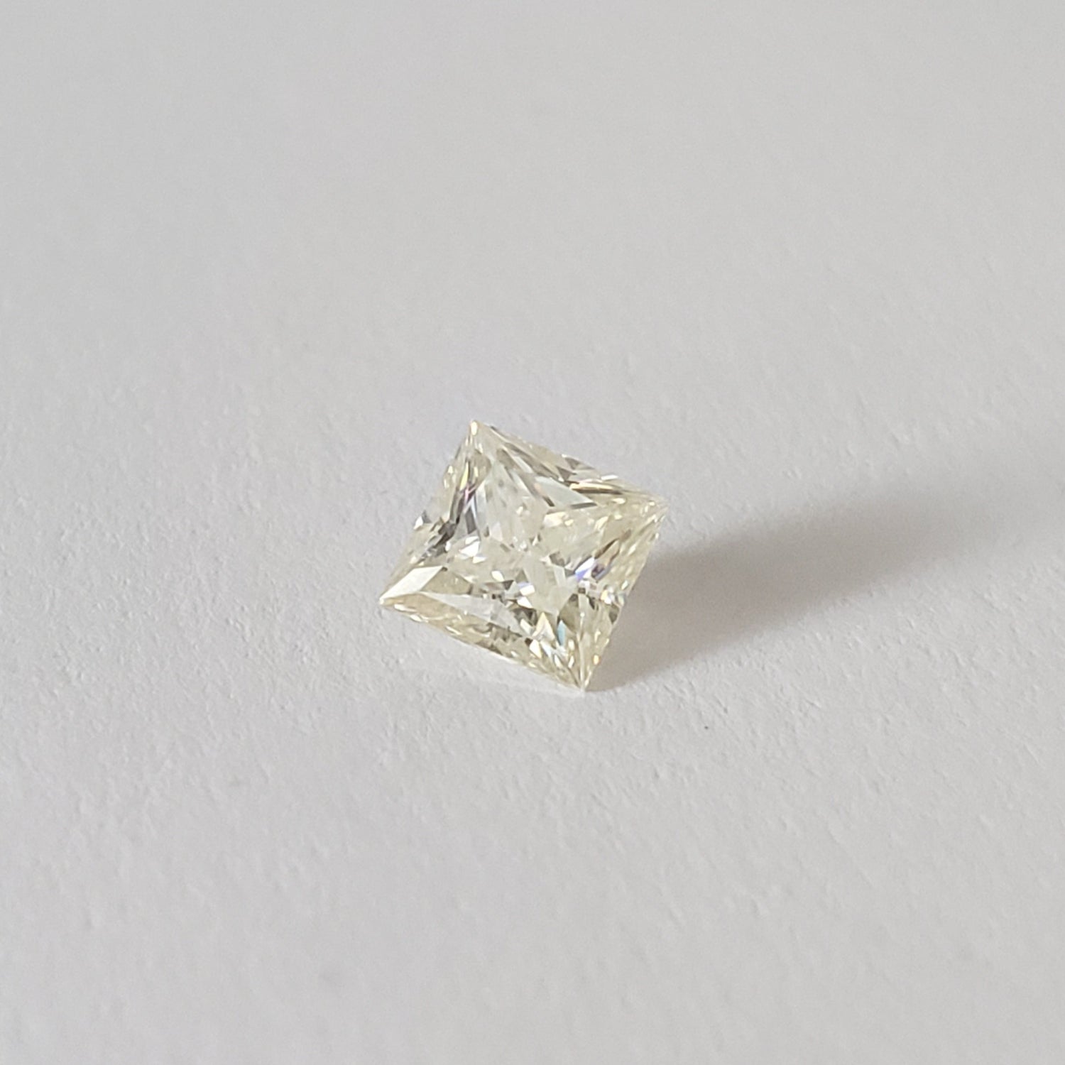  Moissanite | Square Cut | White | 4.8mm | SO24 