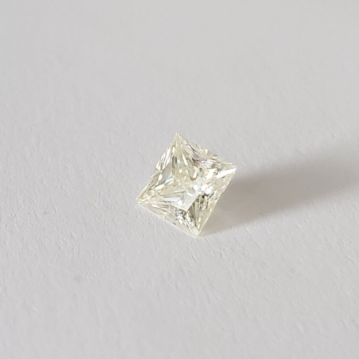  Moissanite | Square Cut | White | 4.8mm | SO24 1