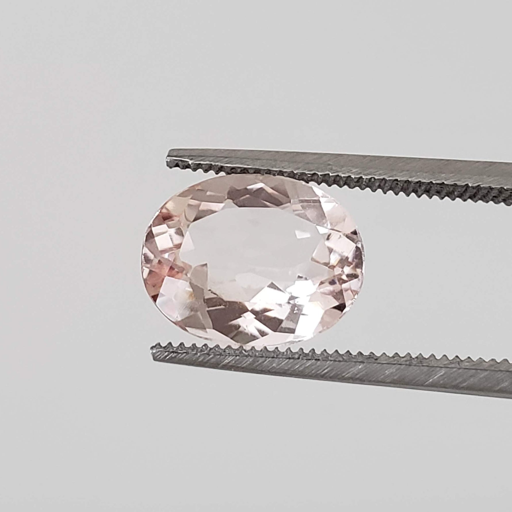  Morganite | Pink Beryl | Oval Cut | 10.2x8.2mm 2.6ct | Brazil 