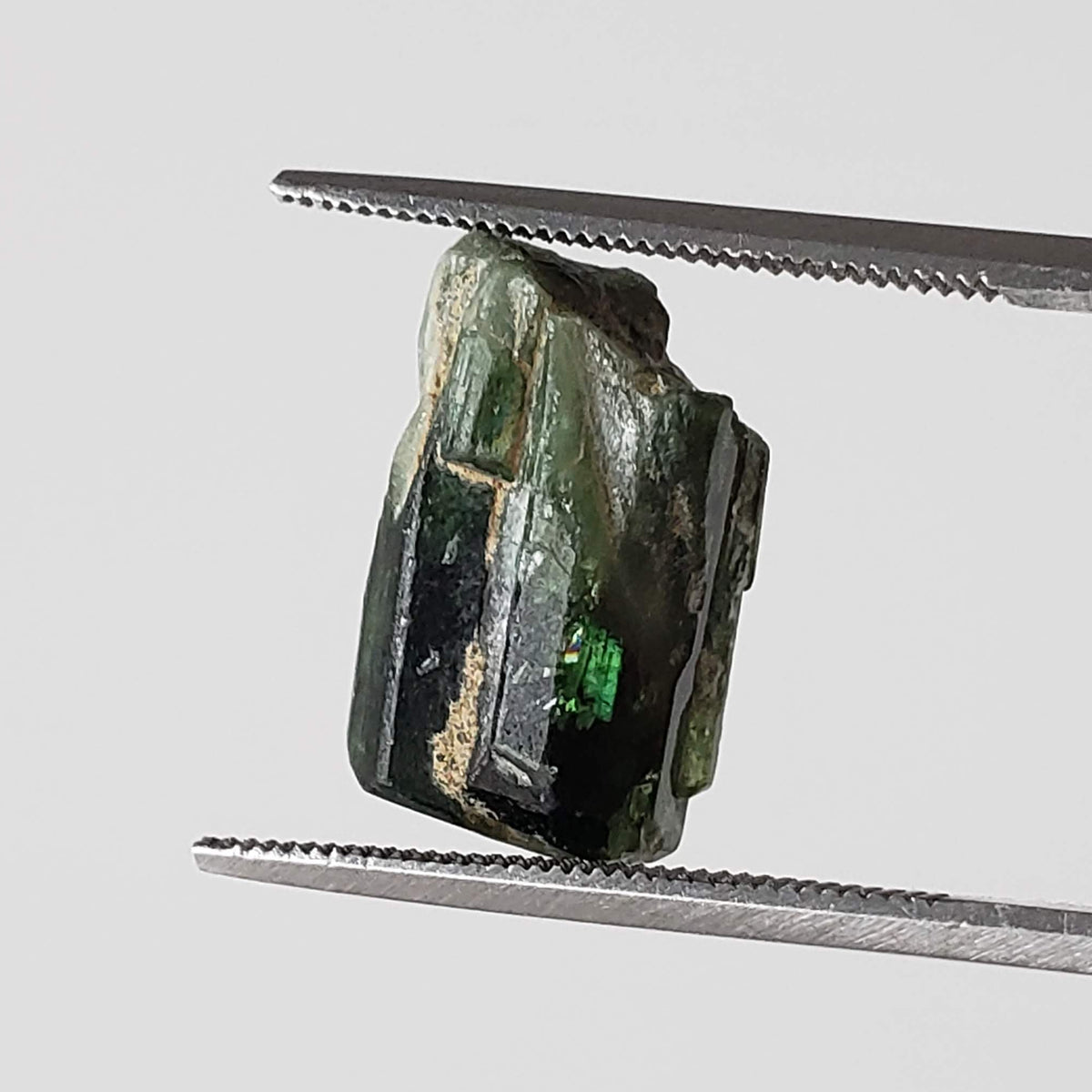  Natural Epidote Crystal | 9.75 carat | Gilgit District, Pakistan 