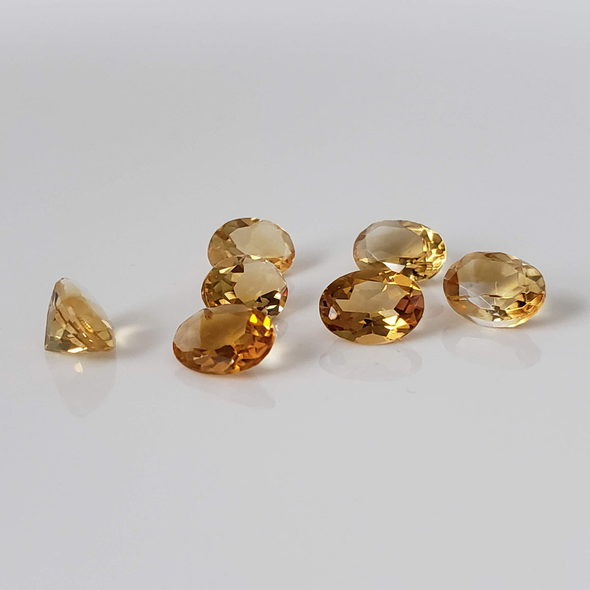  Olive Quartz | Oval Cut | Golden | 8x6mm 1