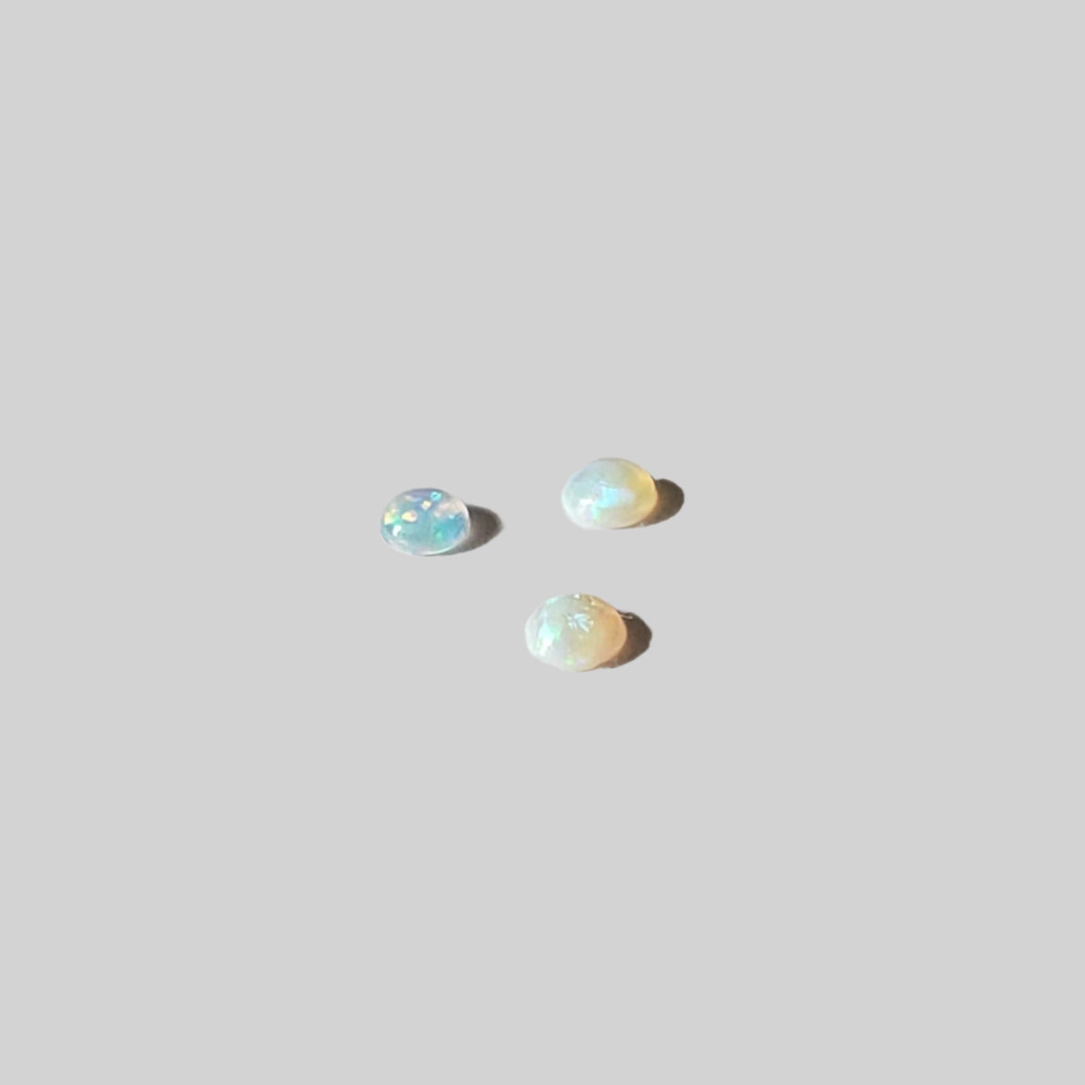  Opal | 3 Piece Lot | Round Cabochon | White Rainbow | 1.6-1.7mm SO24 