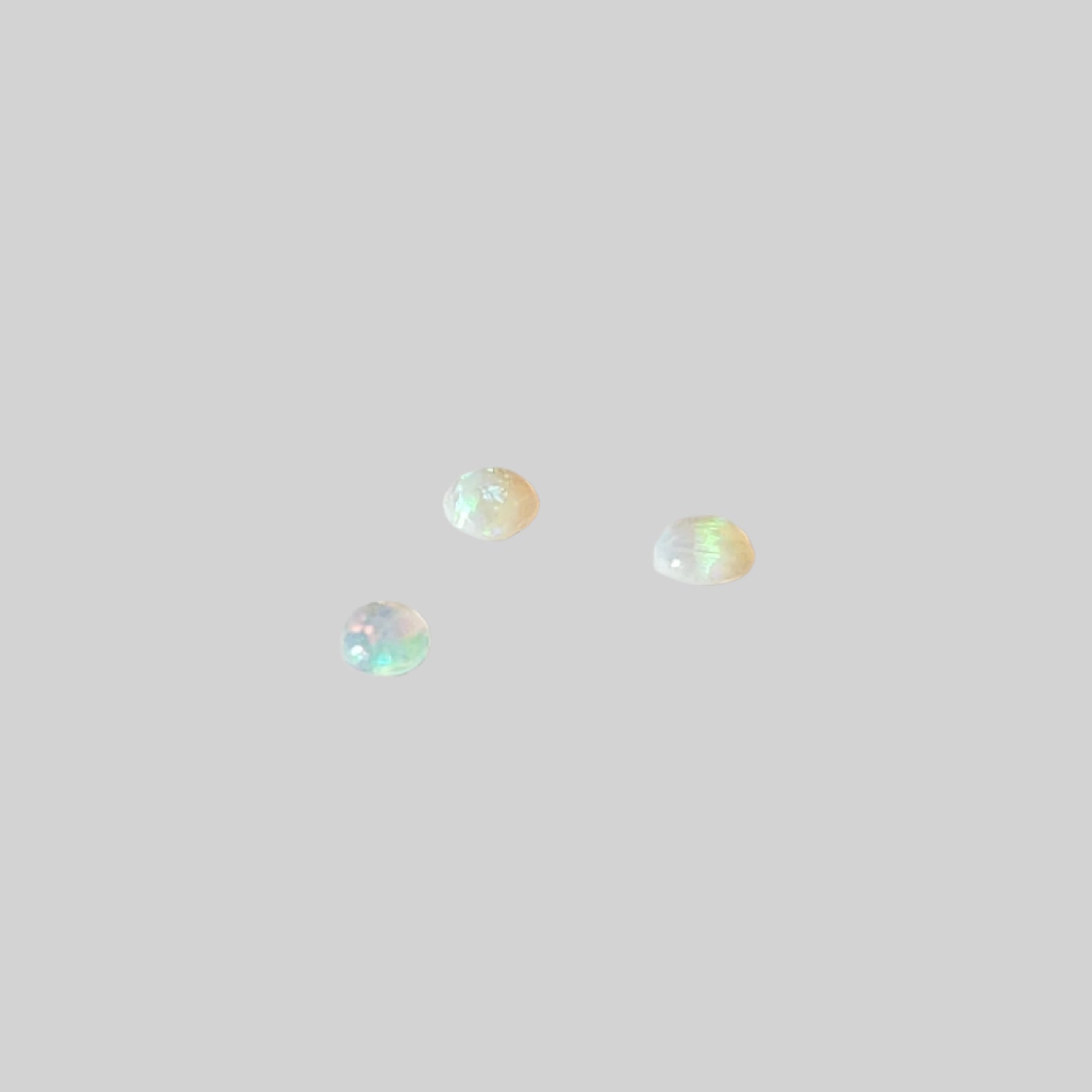  Opal | 3 Piece Lot | Round Cabochon | White Rainbow | 1.6-1.7mm SO24 2