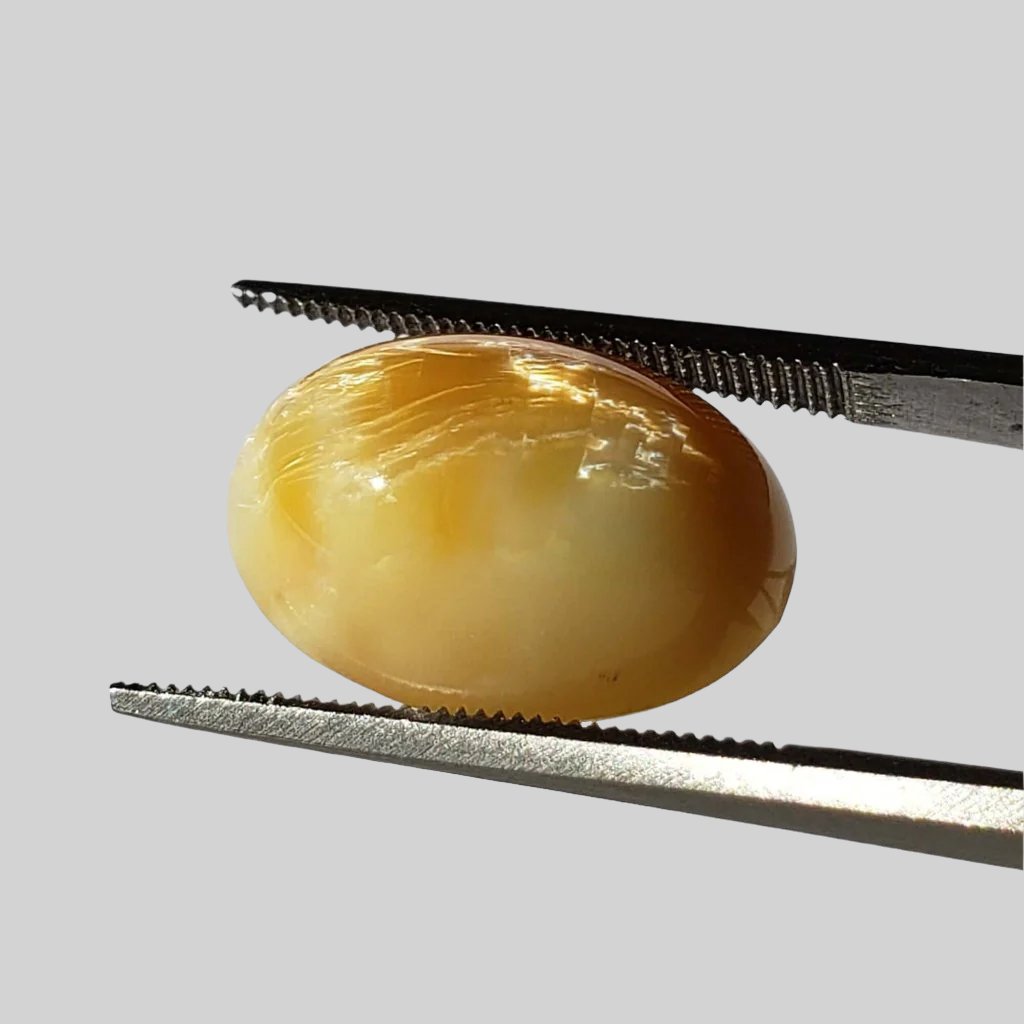  Opal Cats Eye | Oval Cabochon | Yellow | 16.4x11.6mm 8.7ct 3