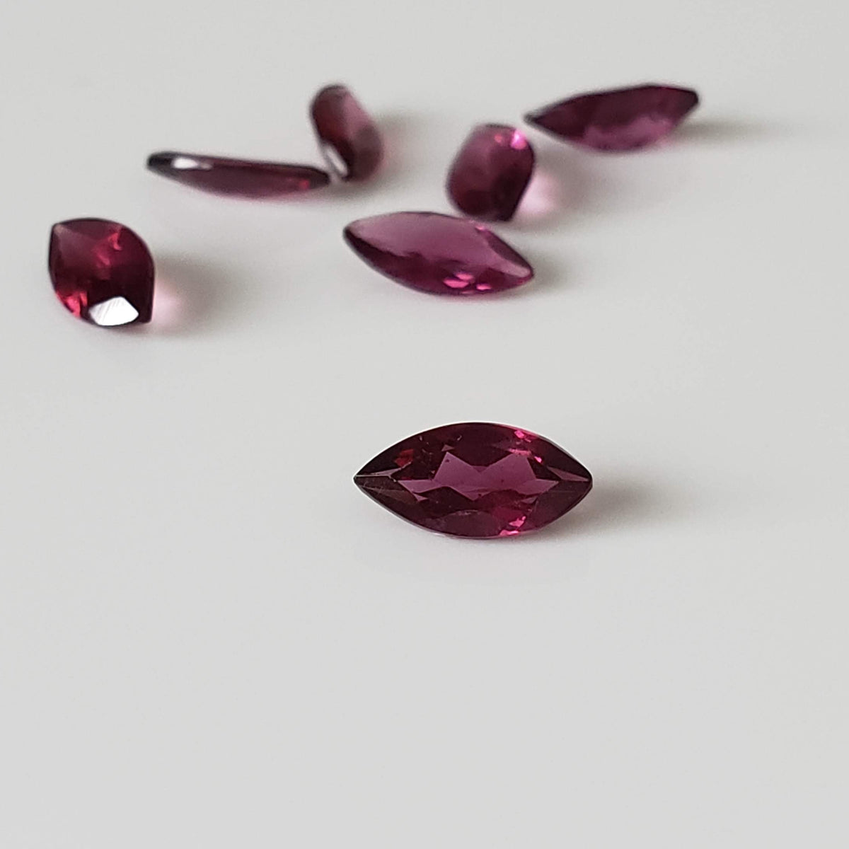  Rhodolite Garnet | 7 Piece Lot | Marquise Cut | Reddish Purple | 2.64tcw | Tanzania 2