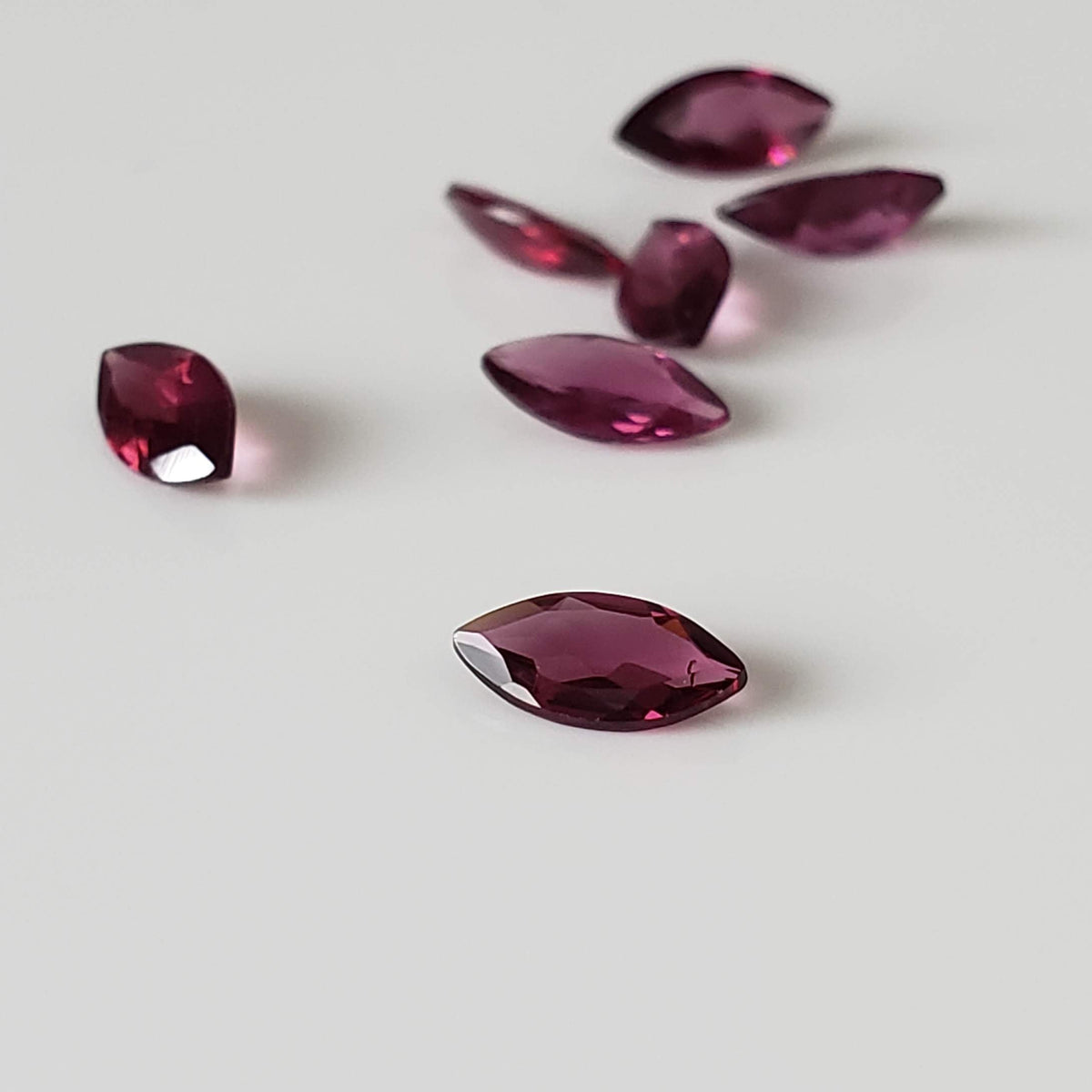  Rhodolite Garnet | 7 Piece Lot | Marquise Cut | Reddish Purple | 2.64tcw | Tanzania 3