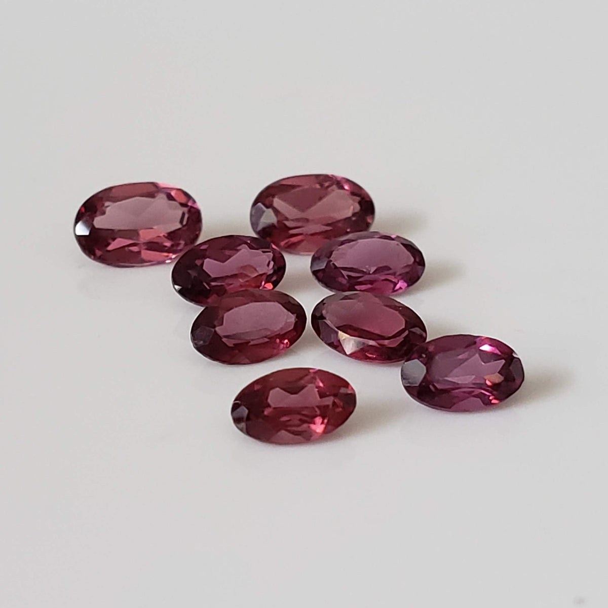 Rhodolite Garnet | 8 Piece Lot | Oval Cut | Reddish Purple | 2.63tcw | Tanzania 0