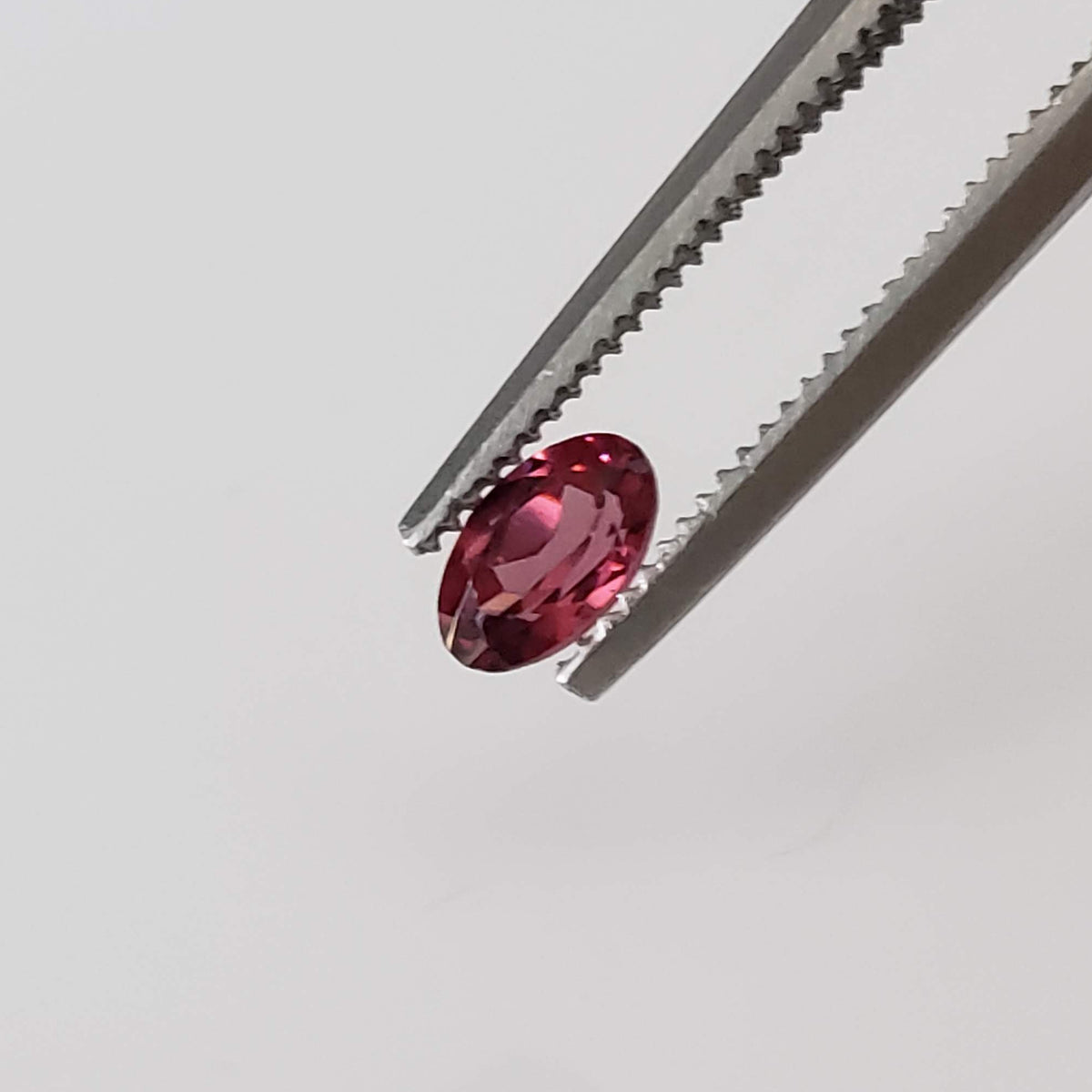 Rhodolite Garnet | 8 Piece Lot | Oval Cut | Reddish Purple | 2.63tcw | Tanzania 6