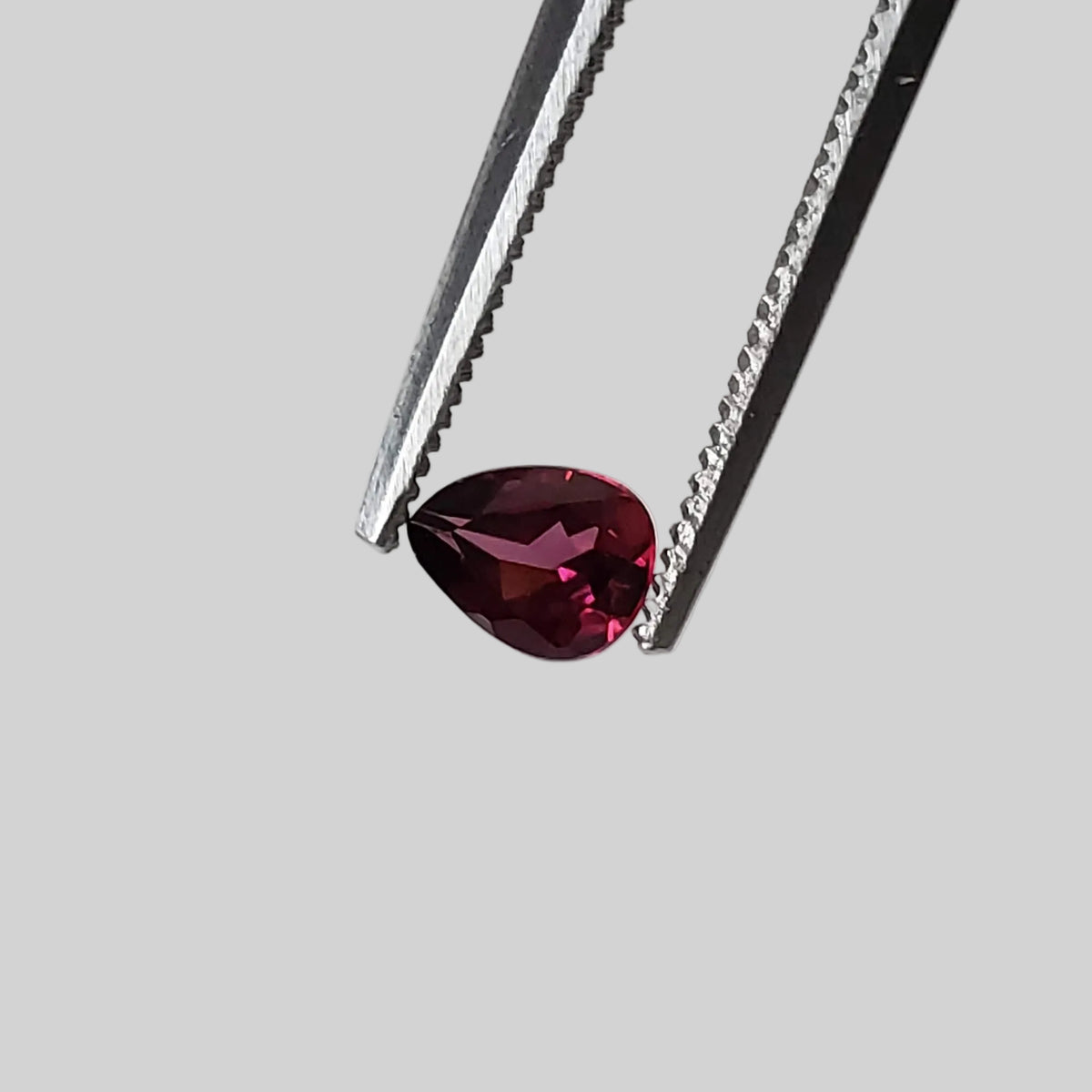  Rhodolite Garnet | Pear Shape Cut | Reddish Purple | 4.7x3.6mm 1