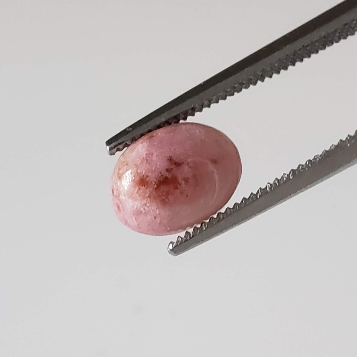 Rhodonite | 10 Piece Gemstone Lot | Oval Cabochon | Pink | 7.5-8.0x5.6-6.0mm 16.5tcw 5