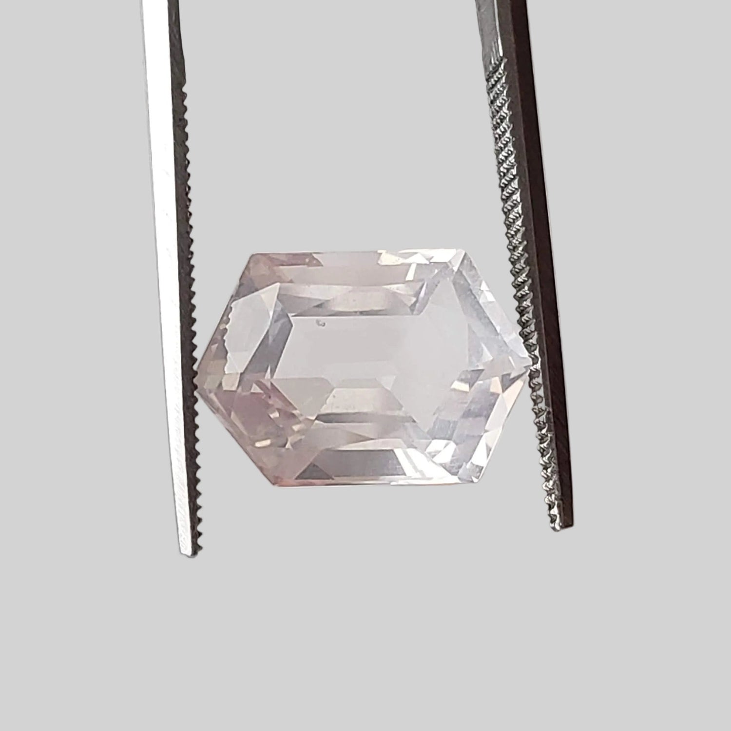  Rose Quartz | Modified Hexagon Cut | 13.5x9.5mm 4.8ct 1