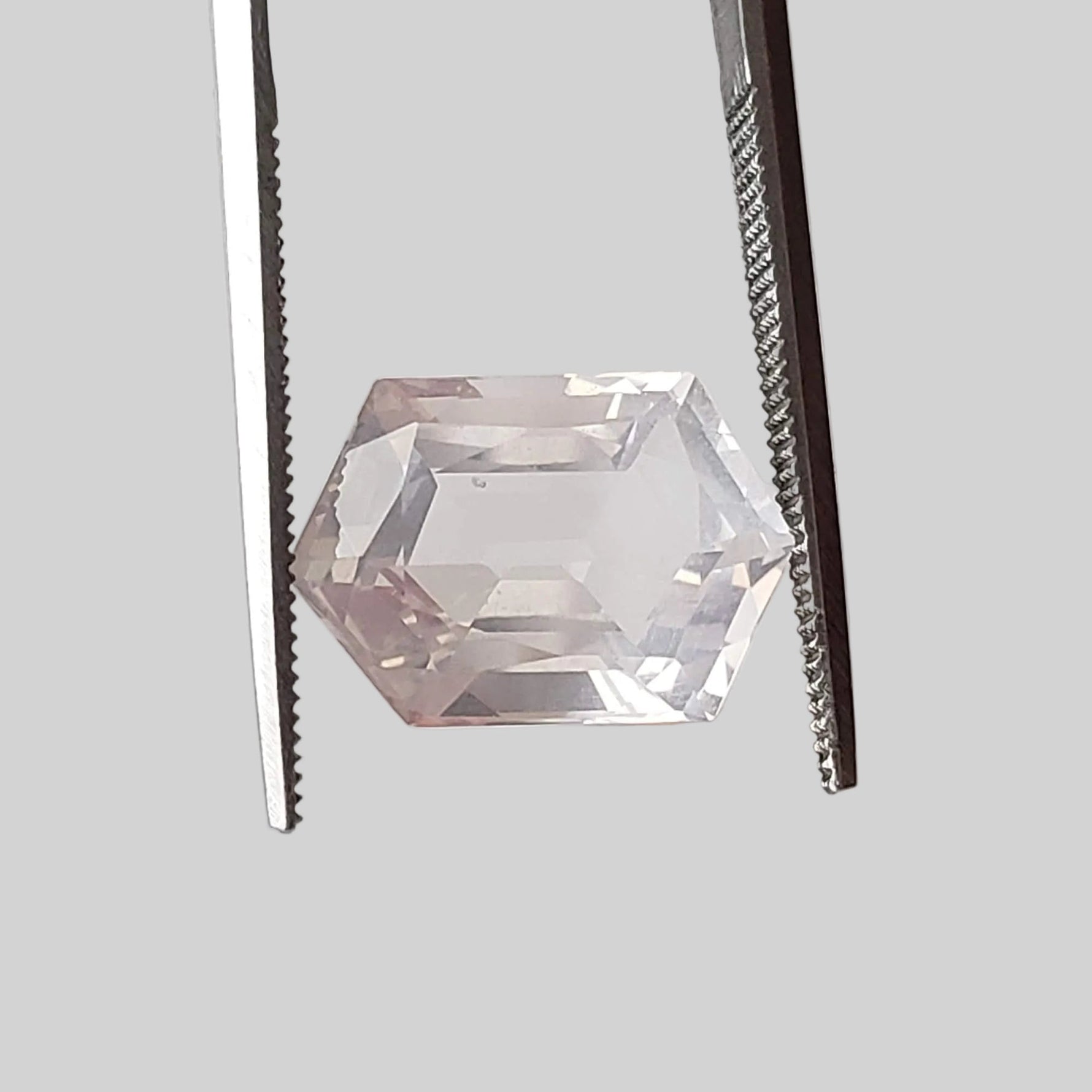  Rose Quartz | Modified Hexagon Cut | 13.5x9.5mm 4.8ct 1