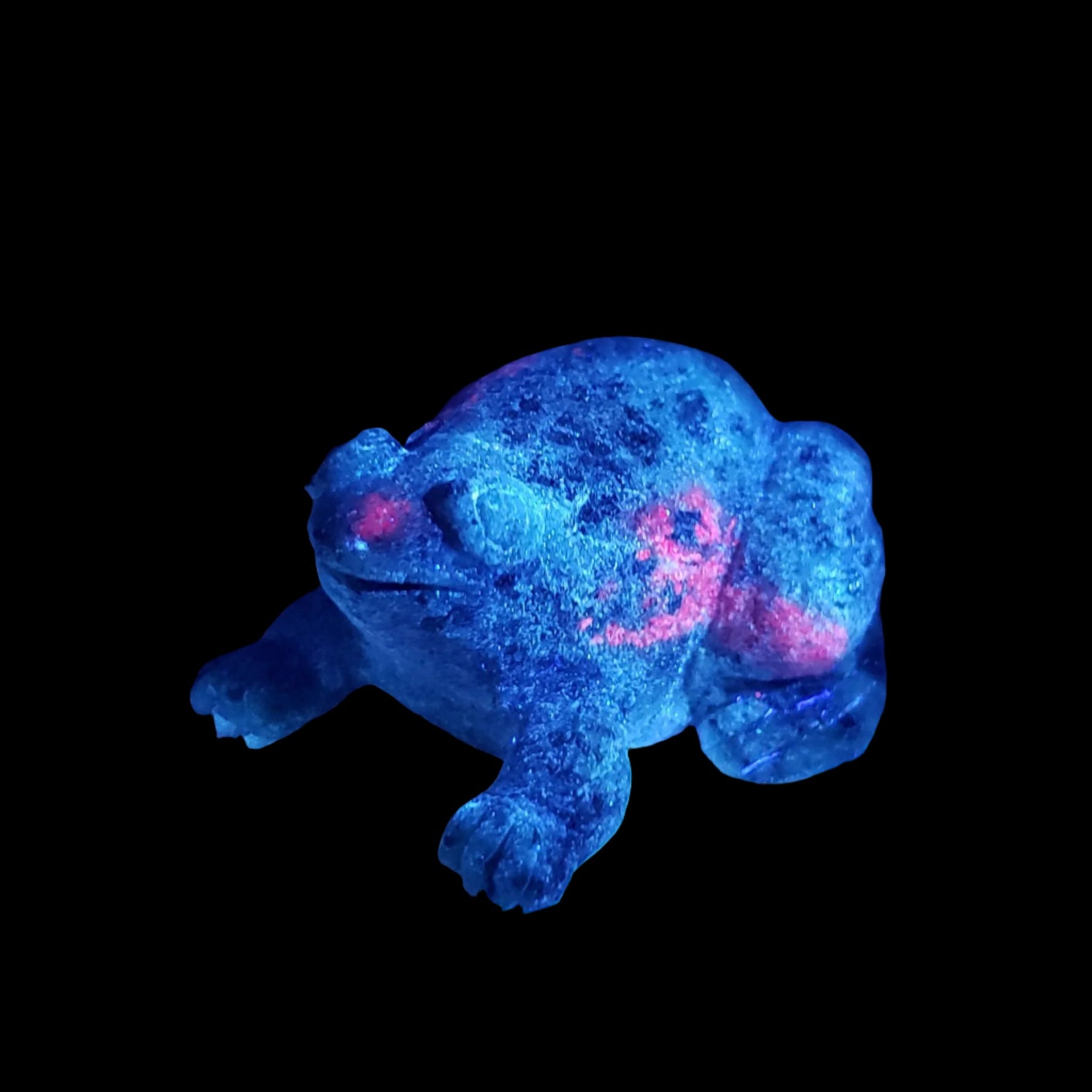  Rough Ruby Zoisite Frog Carving | Unheated, Natural, Fluorescent | 58 gr | Tanzania 7