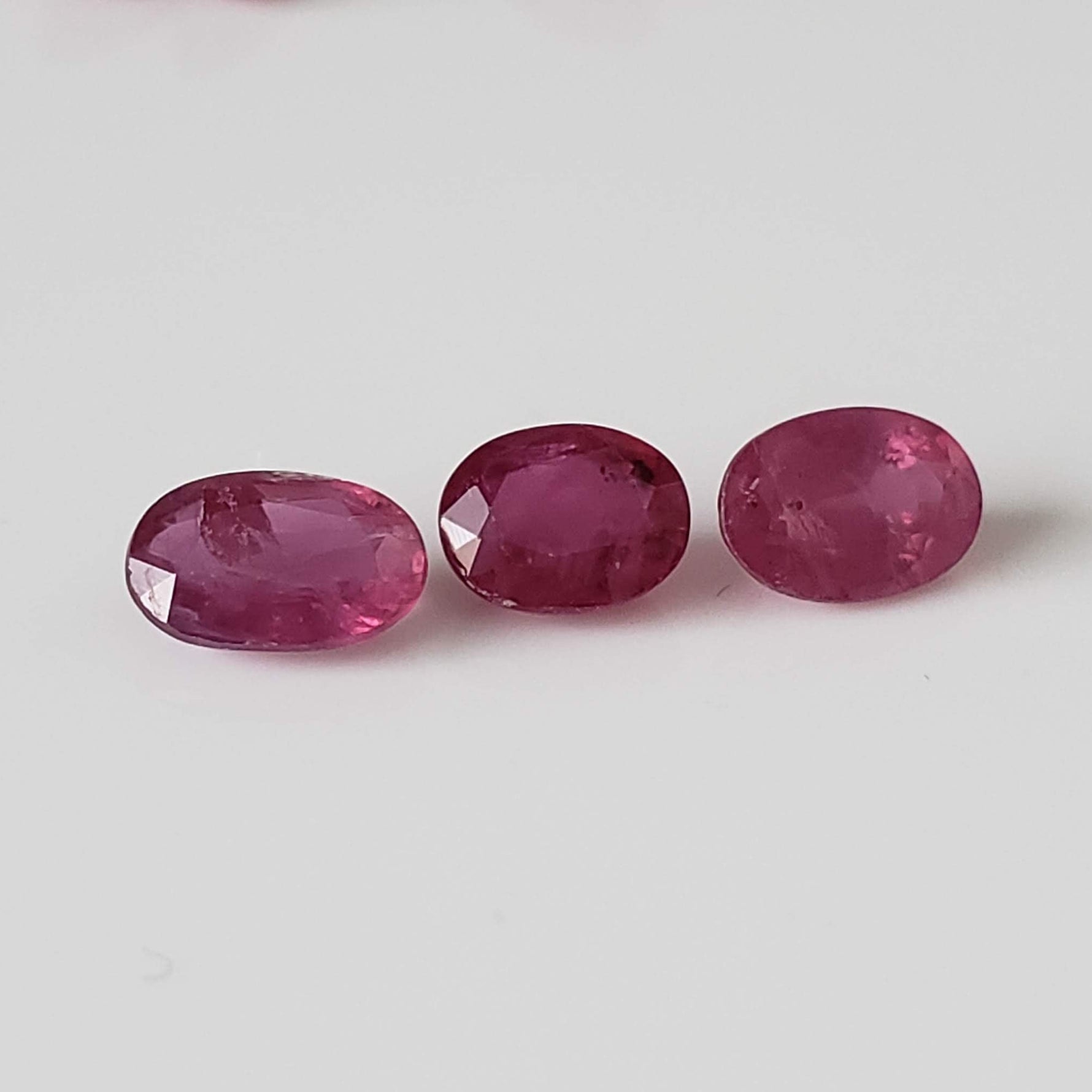  Ruby | 10 Piece Gemstone Lot | Oval Cut | Red | 4.81tcw 3