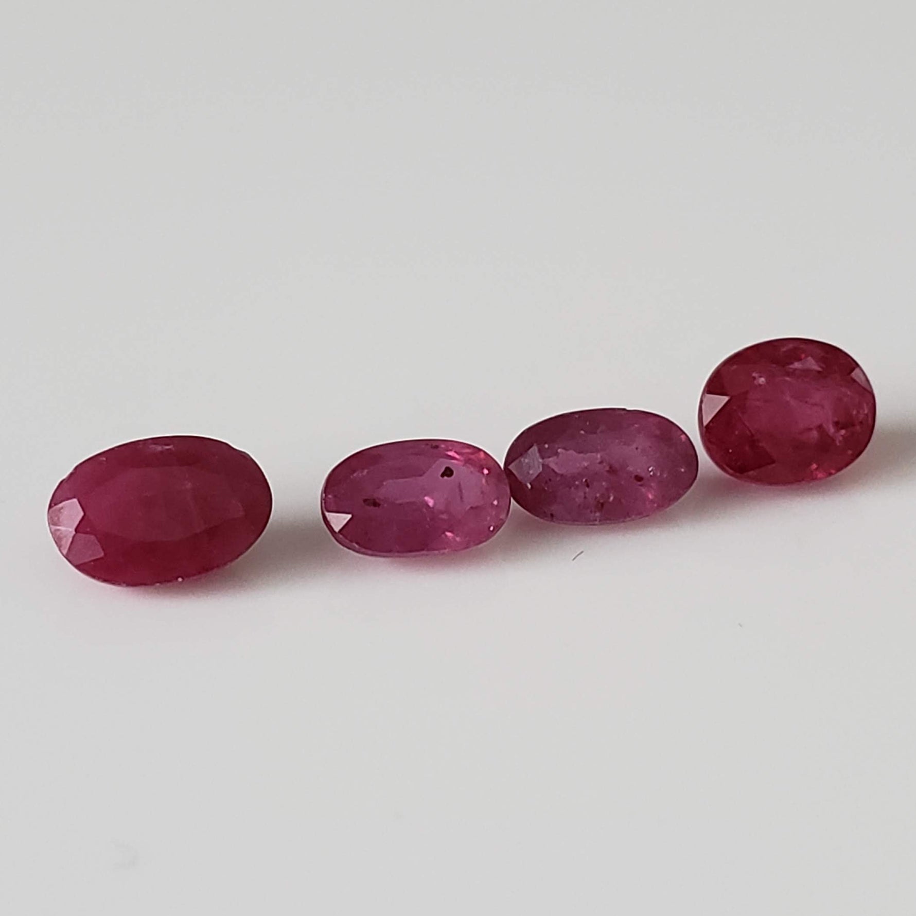 Ruby | 10 Piece Gemstone Lot | Oval Cut | Red | 4.81tcw 4