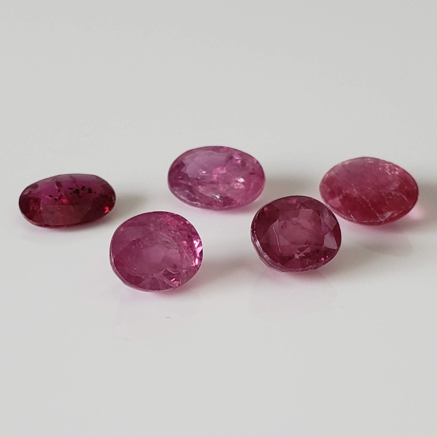 Ruby | 5 Piece Gemstone Lot | Oval Cut | Red | 5.52tcw 1