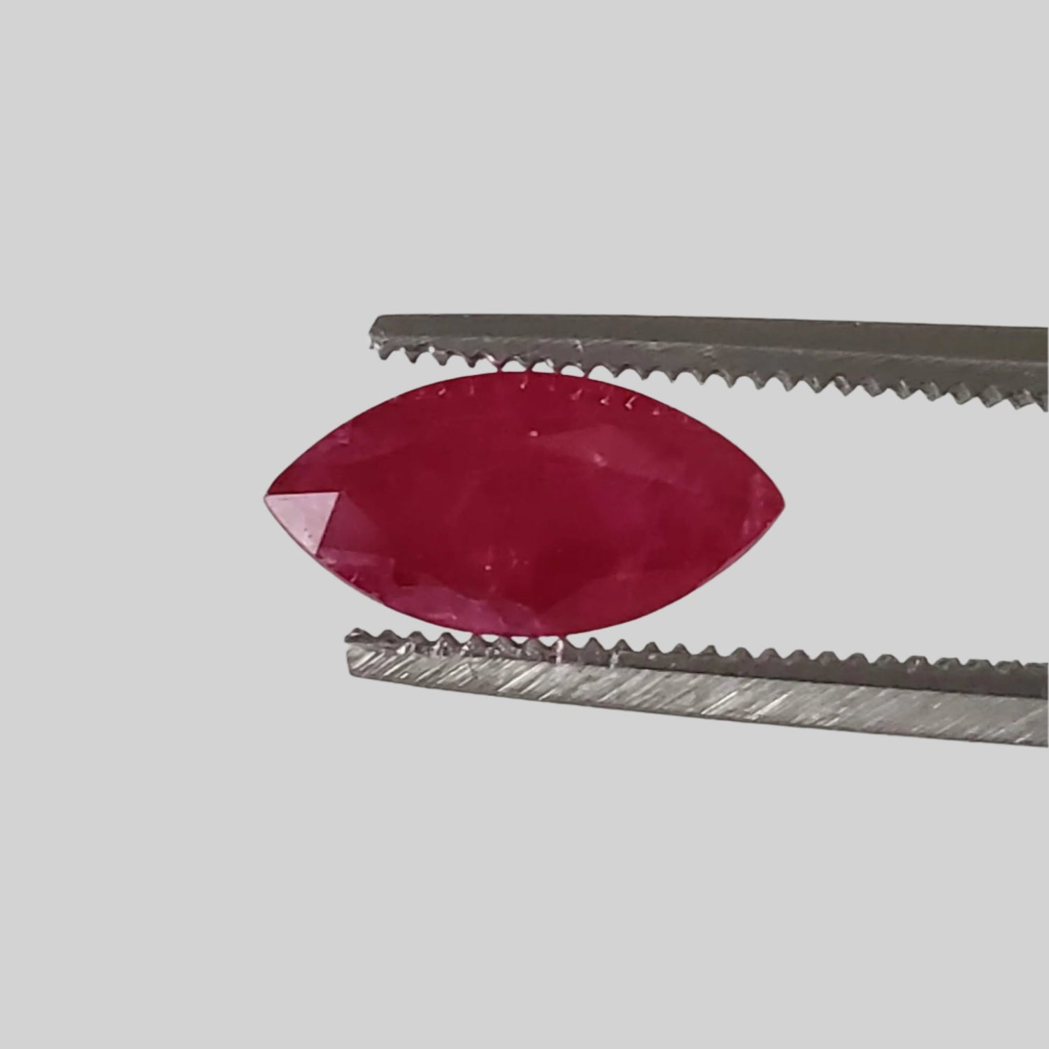  Ruby | Marquise Cut | Pigeon Blood Red | 9.5x4.5mm | Africa 1