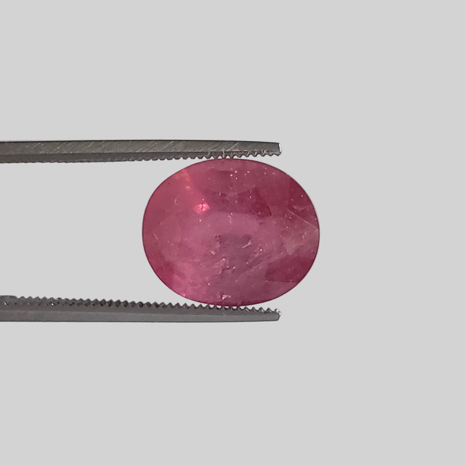  Ruby | Oval Cut | Red | 12x10mm 5.9ct | Madagascar 