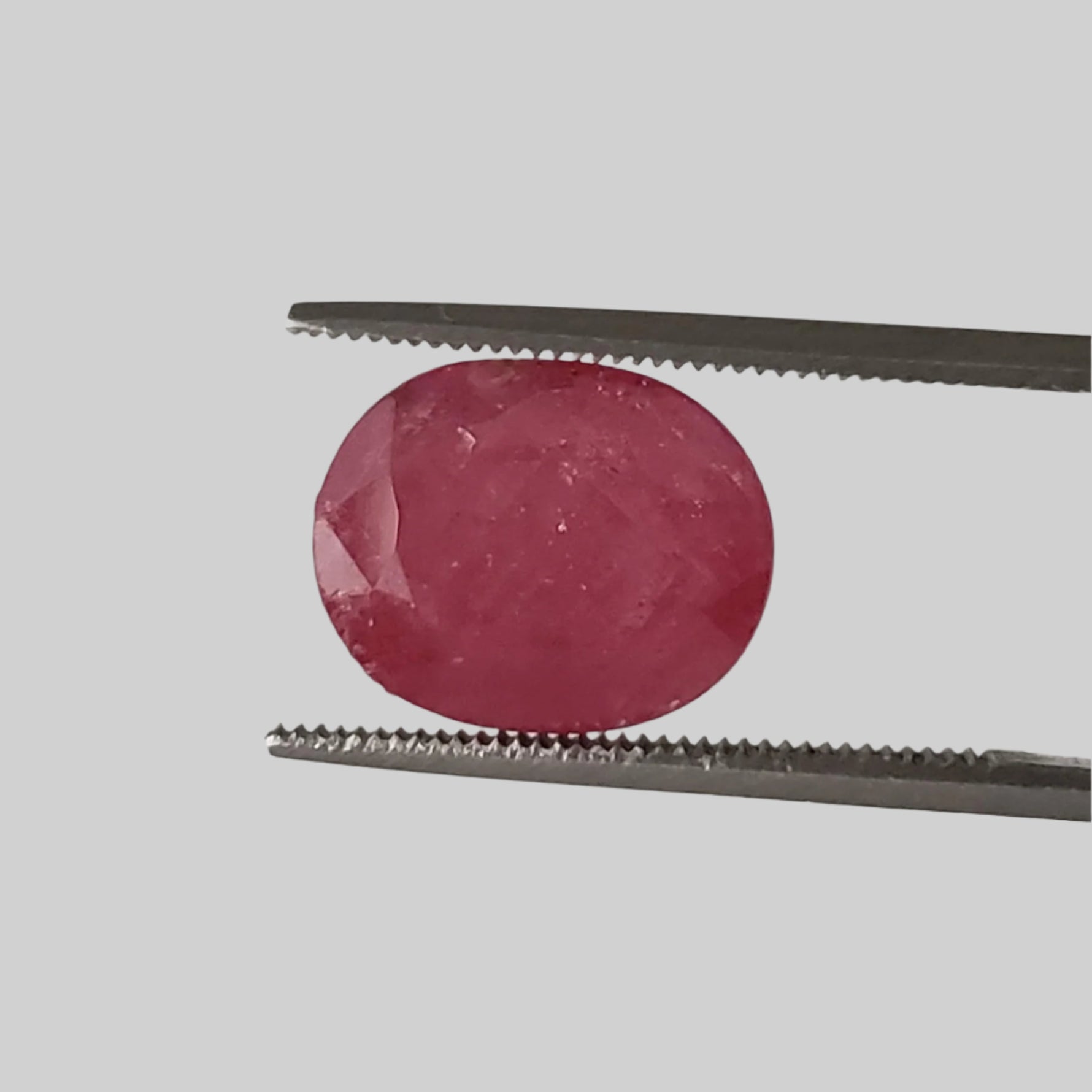  Ruby | Oval Cut | Red | 12x9.7mm 5.6ct | Madagascar 