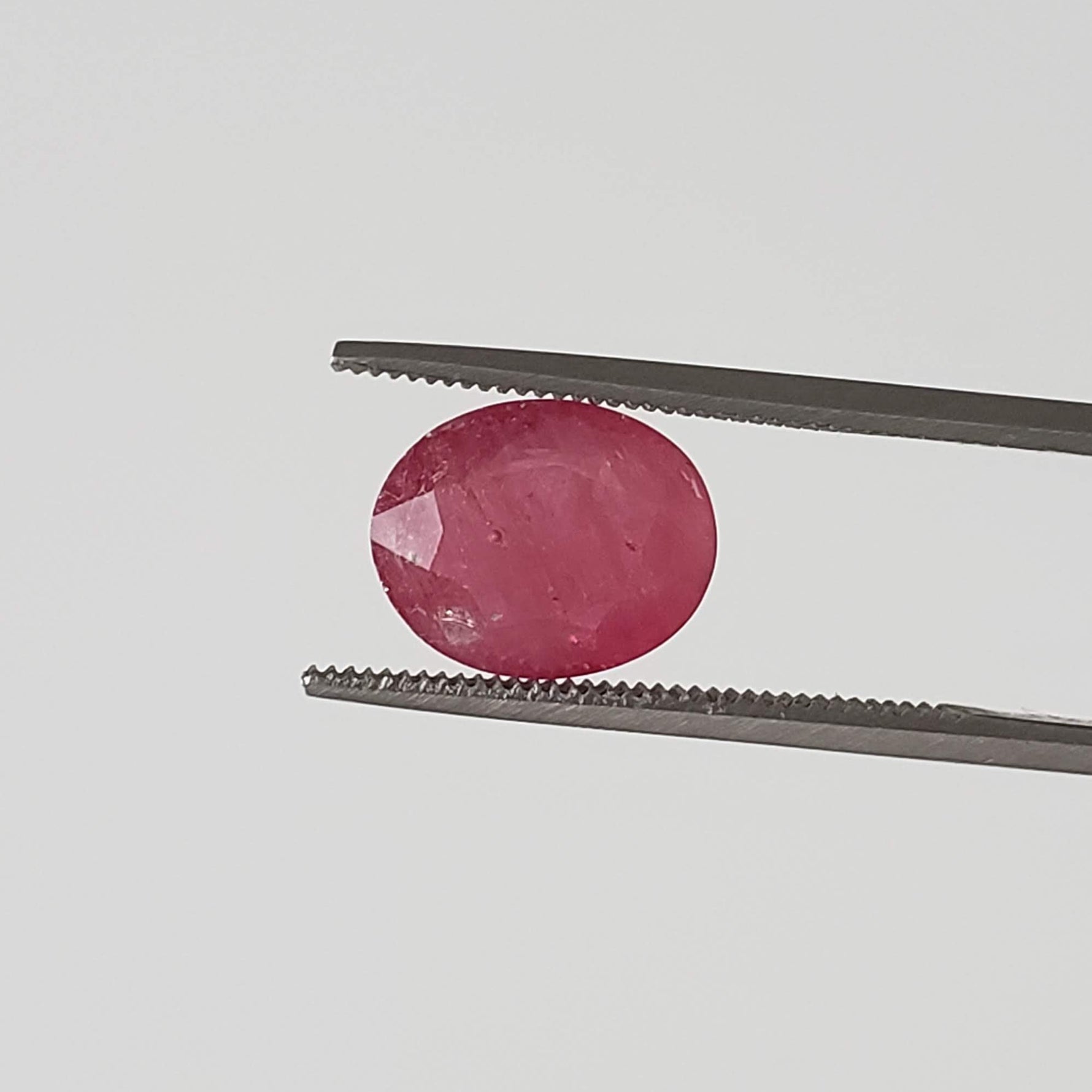  Ruby | Oval Cut | Red | 9.8x8mm 2.9ct | Madagascar 