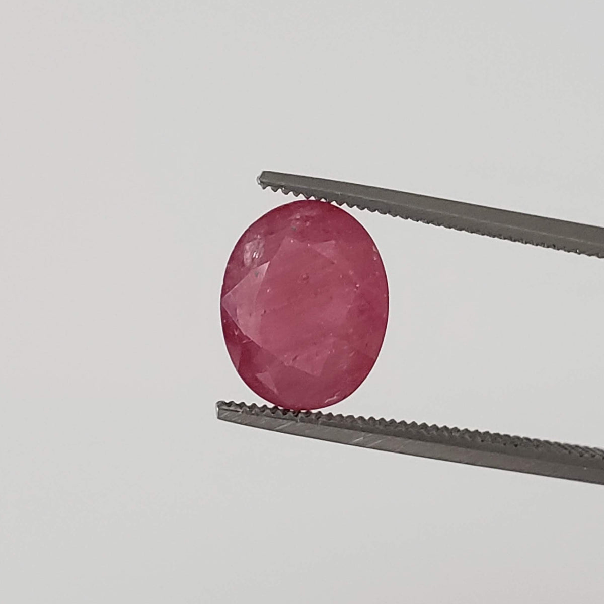  Ruby | Oval Cut | Red | 9.8x8mm 2.9ct | Madagascar 1