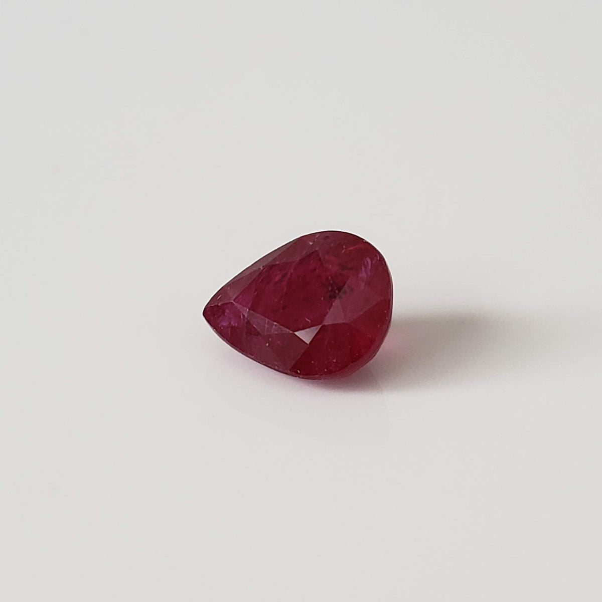  Ruby | Pear Shape Cut | Pigeon Blood Red | 8.5x6.5mm 2.0ct | Myanmar 4
