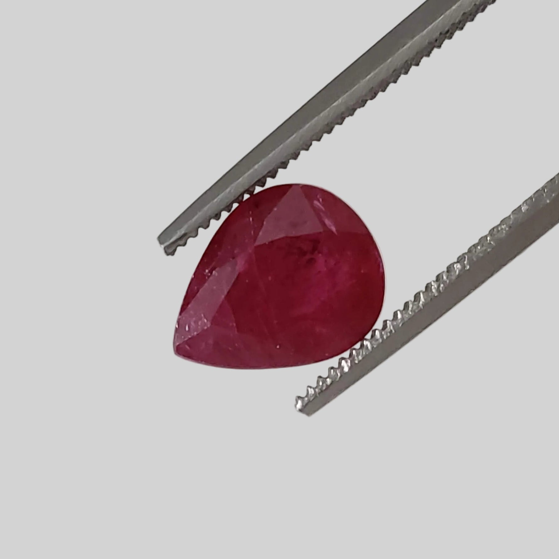  Ruby | Pear Shape Cut | Pigeon Blood Red | 8.5x6.5mm 2.0ct | Myanmar 