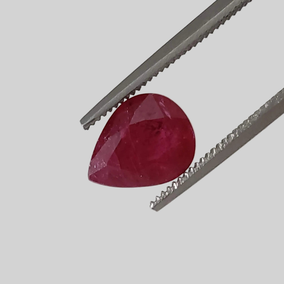  Ruby | Pear Shape Cut | Pigeon Blood Red | 8.5x6.5mm 2.0ct | Myanmar 
