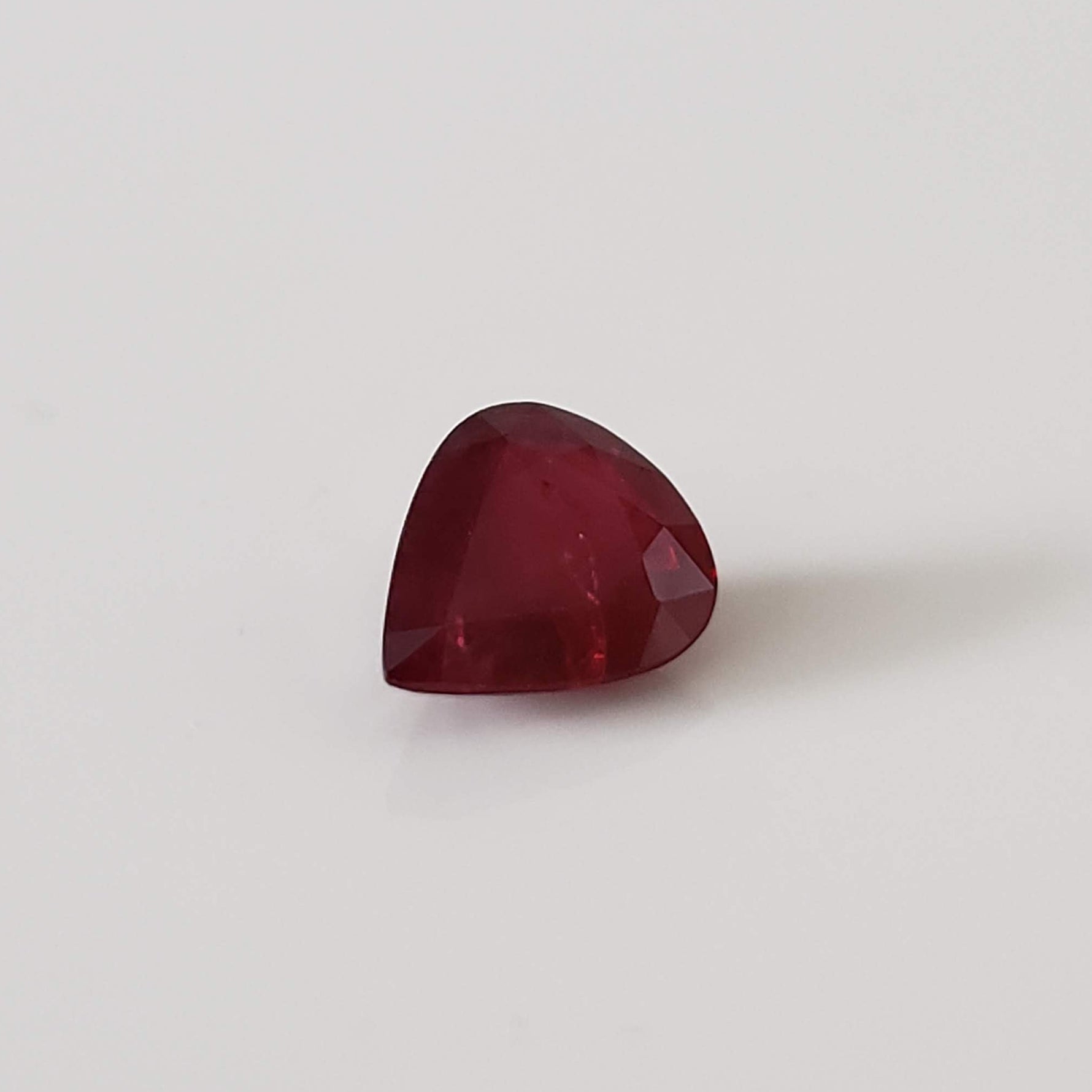  Ruby | Pear Shape Cut | Pigeon Blood Red | 8.5x7mm 1.65ct | Africa 5