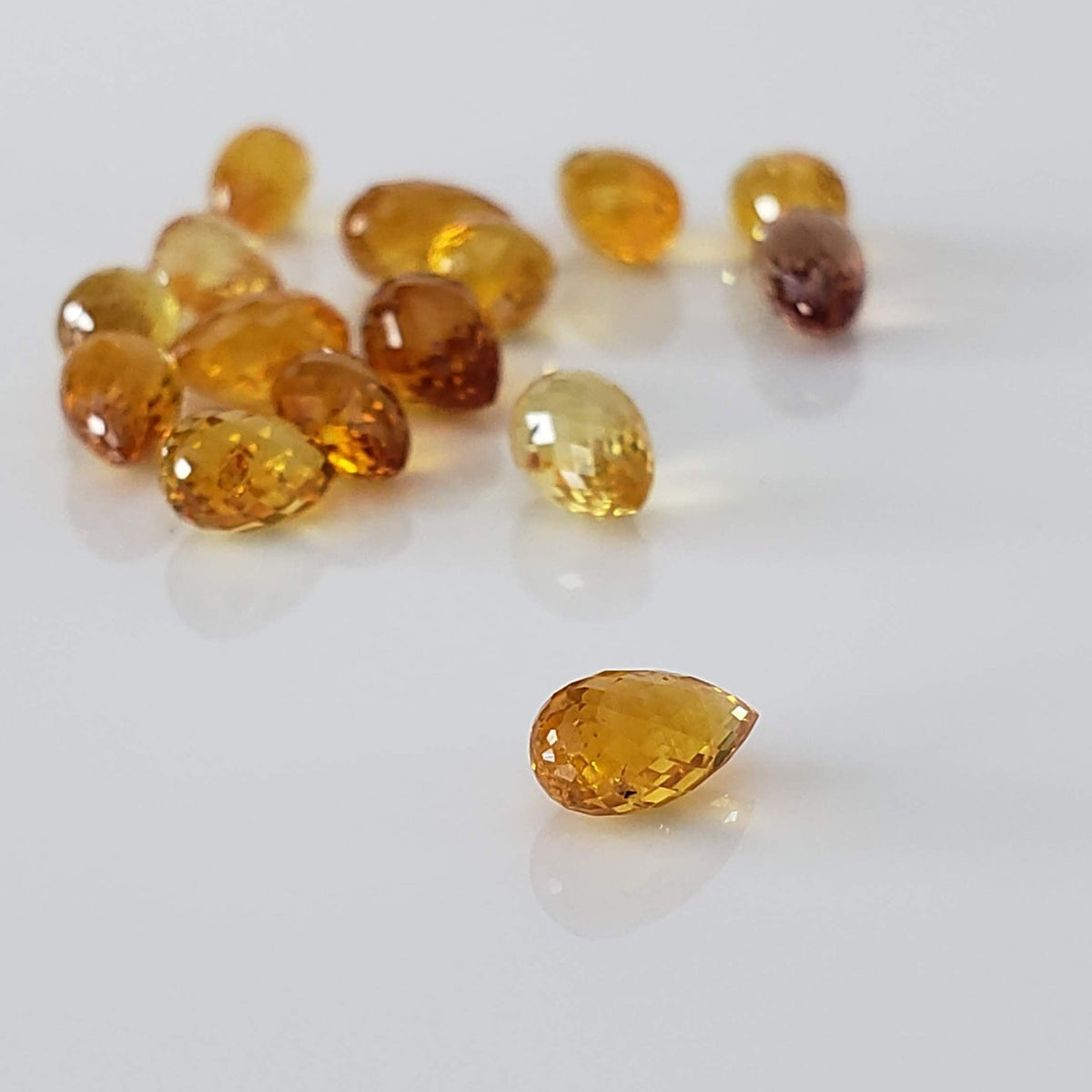  Sapphire | Briolette | Golden Yellow | 6x3.5 - 7x4.5mm | 0.70 to 1.0ct | Africa 