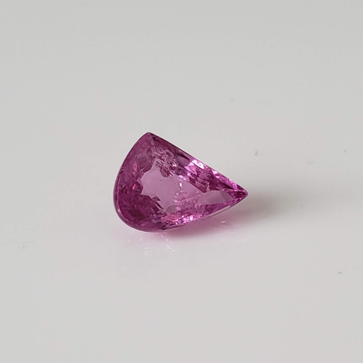  Sapphire | Fancy Cut | Pink | 8.2x5.9mm 1.4ct 1