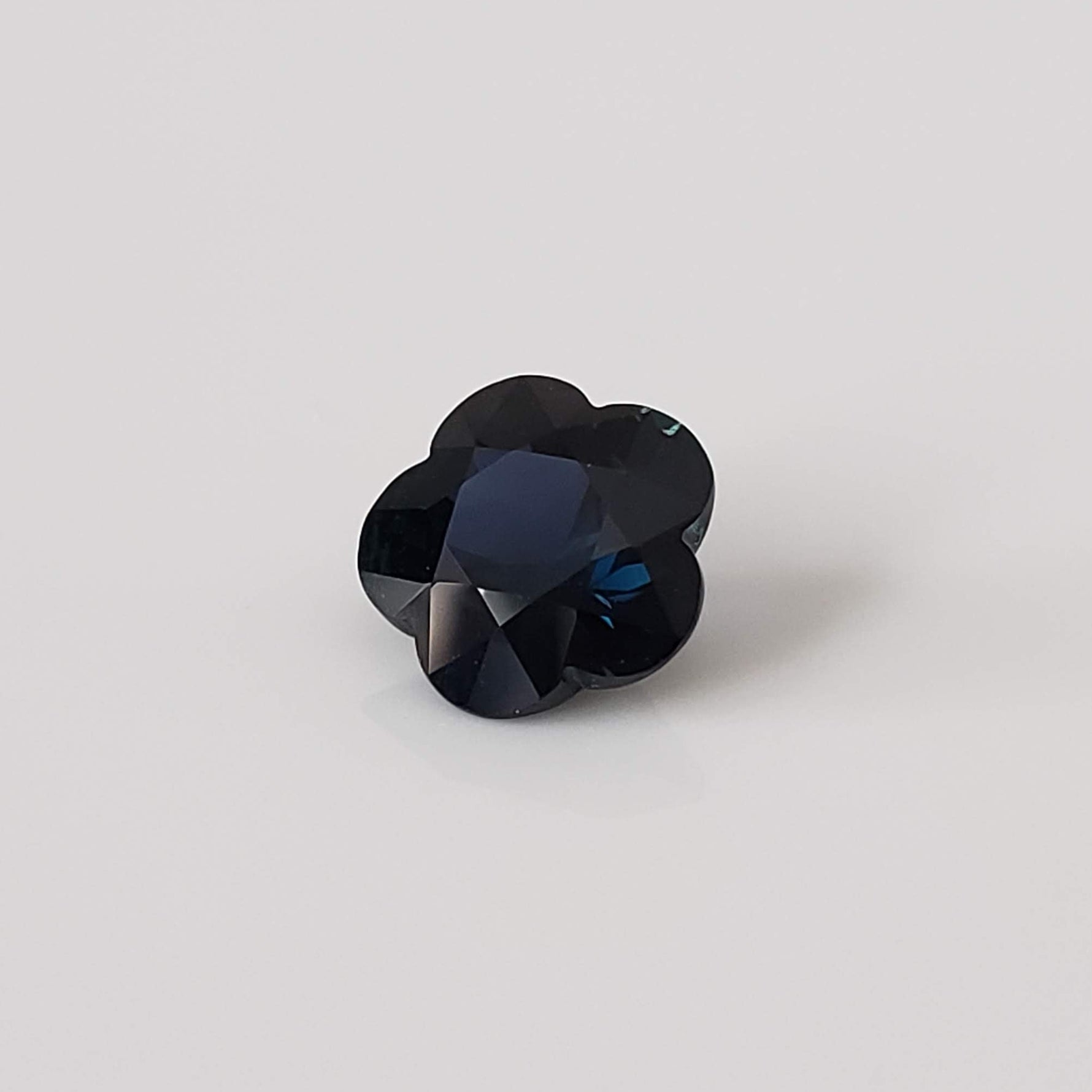  Sapphire | Flower Shape Diamond Cut | Dark Blue Green | 8mm 2.13ct 6