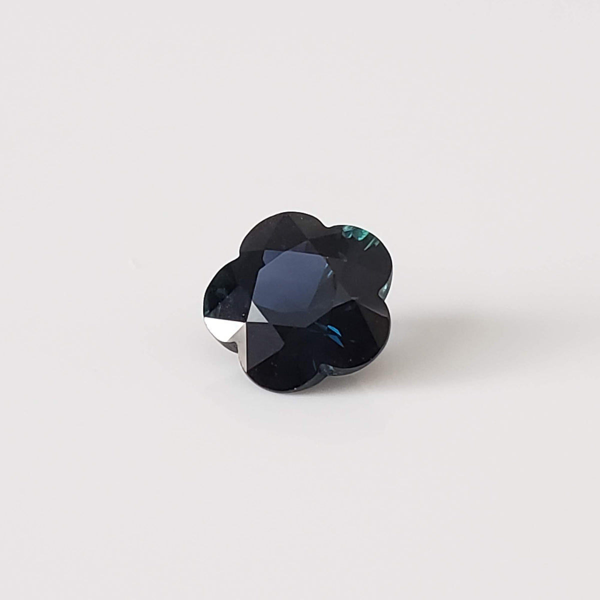  Sapphire | Flower Shape Diamond Cut | Dark Blue Green | 8mm 2.13ct 3