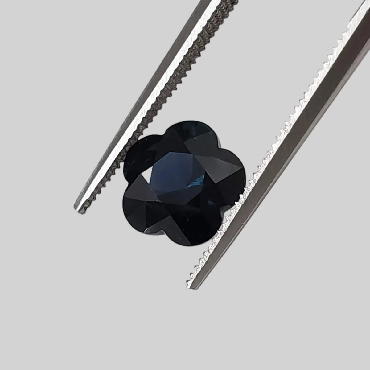  Sapphire | Flower Shape Diamond Cut | Dark Blue Green | 8mm 2.13ct 2