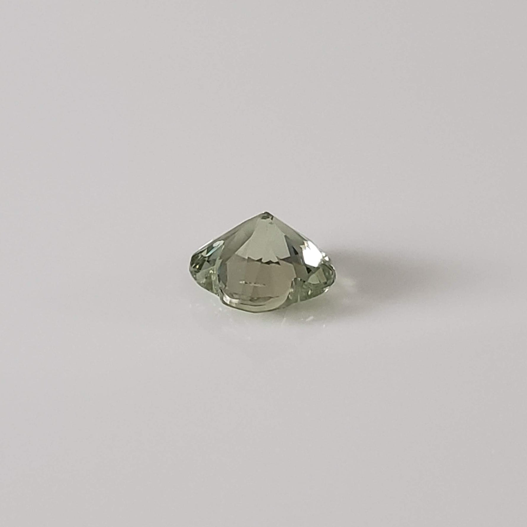  Sapphire | Flower Shape Diamond Cut | Green | 6.5mm 1.52ct | Africa 7