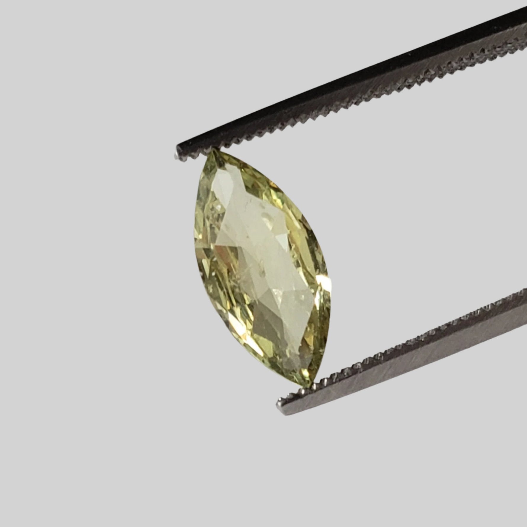  Sapphire | Marquise Cut | Lime Green | 11.2x5.4mm 1.44ct 